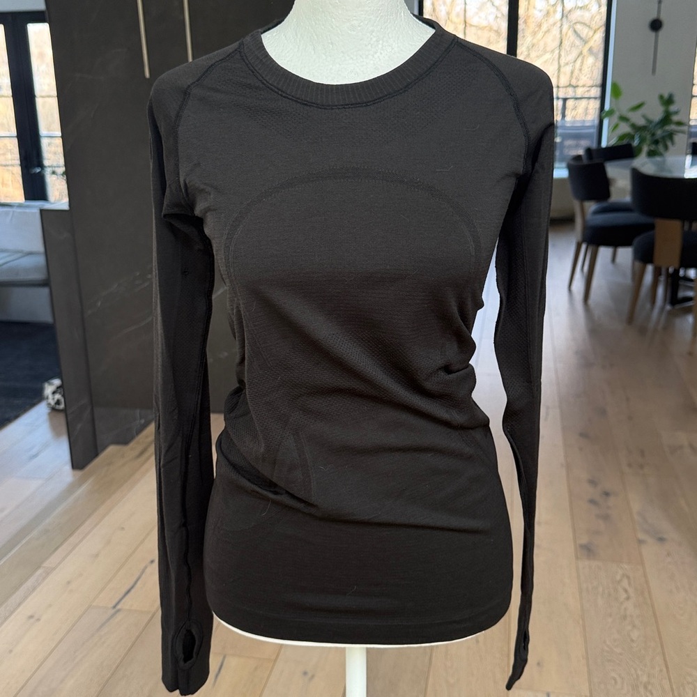 lululemon athletica Swiftly Tech Long-Sleeve Shirt